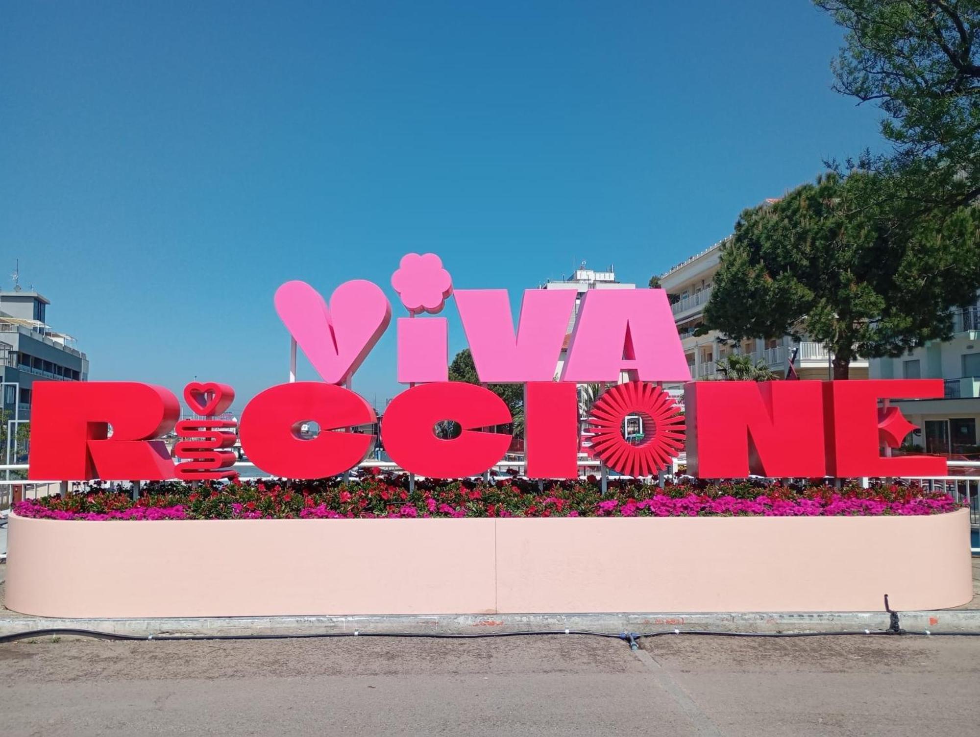 Hotel Garisenda B&B - In Centro A Riccione - Exterior photo